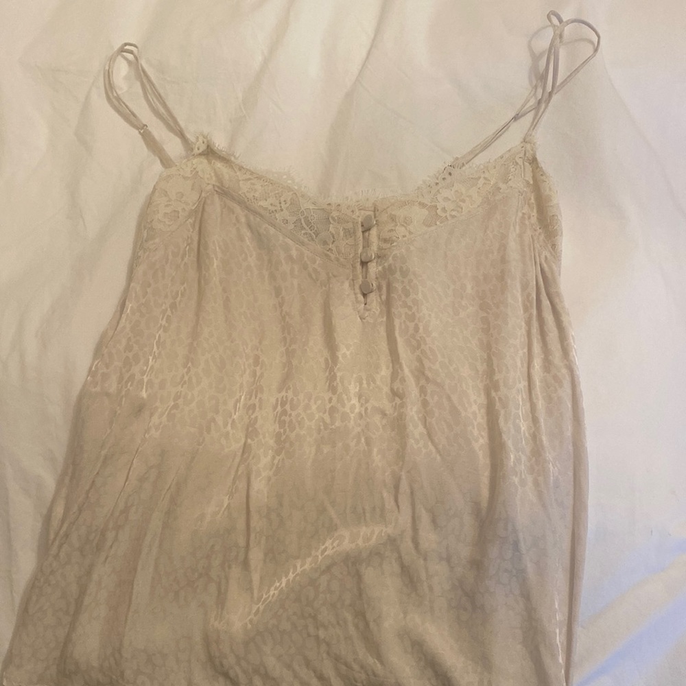 Never worn before tan Abercrombie camisole